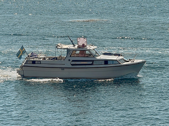 Tresfjord 29 AC - Trygg och rymlig familjebåt med många uppdateringar 25 of 25
