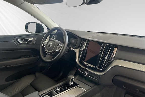Volvo XC60 10 of 30