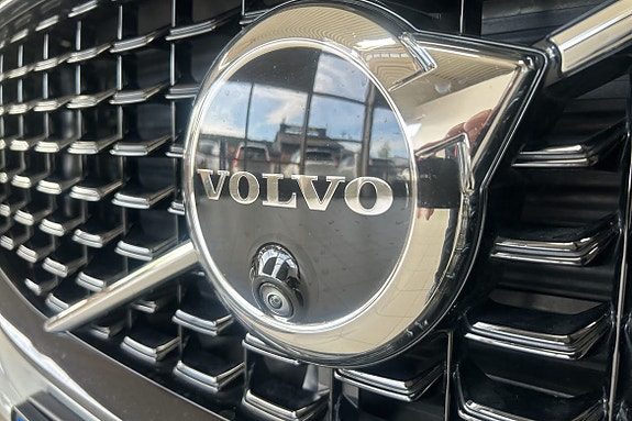Volvo XC60 30 of 30