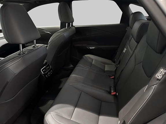 Lexus RX450h+ 12 of 16