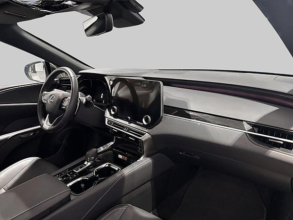 Lexus RX450h+ 6 of 16