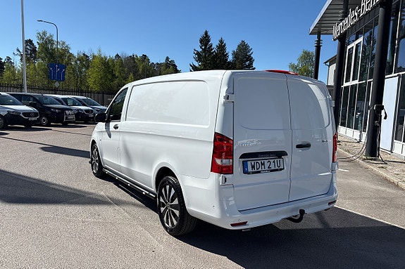 Mercedes-Benz Vito 108 2 of 5
