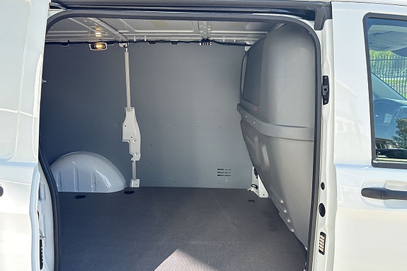 Mercedes-Benz Vito 108 5 of 5