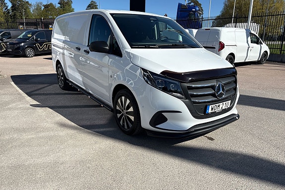 Mercedes-Benz Vito 108 4 of 5