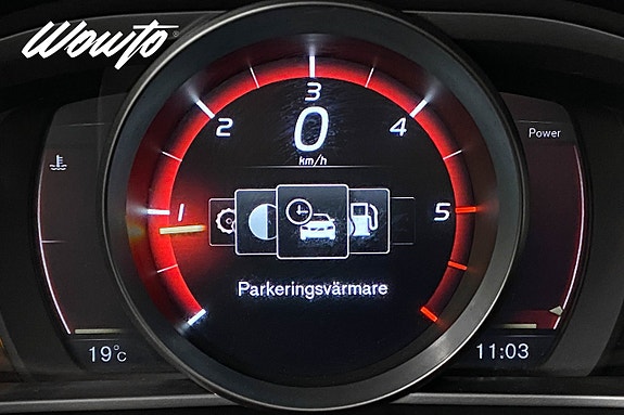 Volvo V40 Cross Country 19 of 22