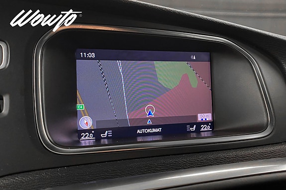 Volvo V40 Cross Country 18 of 22