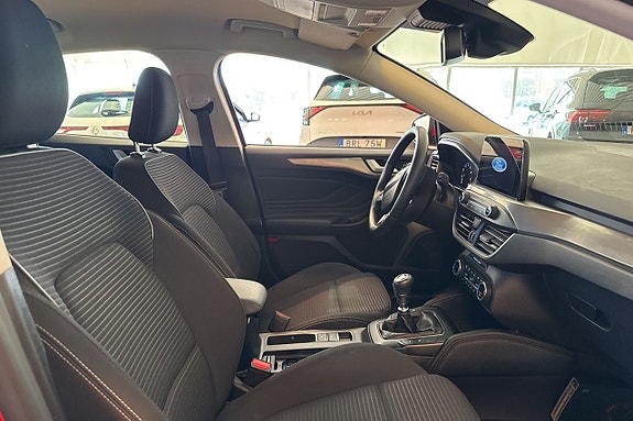 Ford Focus 12 of 16