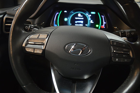 Hyundai IONIQ 14 of 18