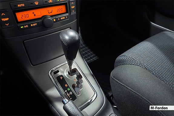 Toyota Avensis 17 of 18