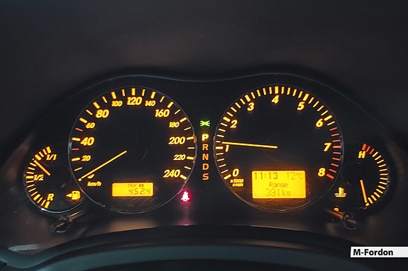 Toyota Avensis 16 of 18