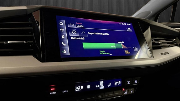 Audi Q4 e-tron 7 of 8