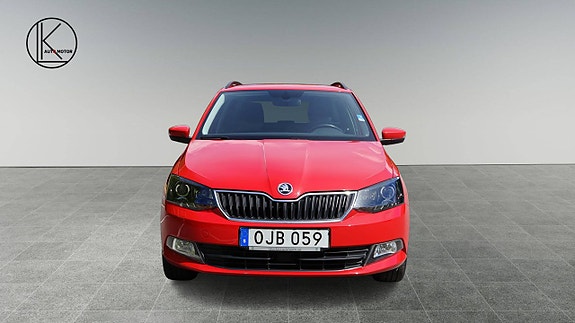 Skoda Fabia 2 of 21