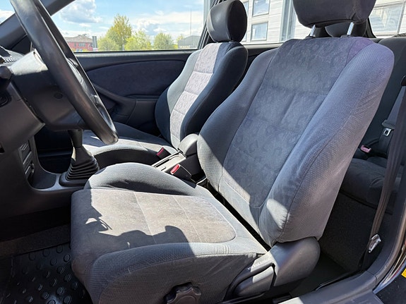 Toyota Corolla 8 of 9