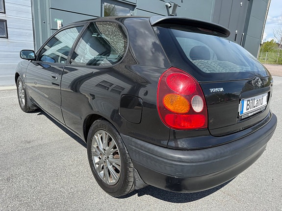 Toyota Corolla 4 of 9