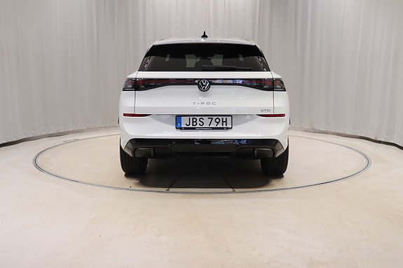 Volkswagen T-Roc 5 of 5