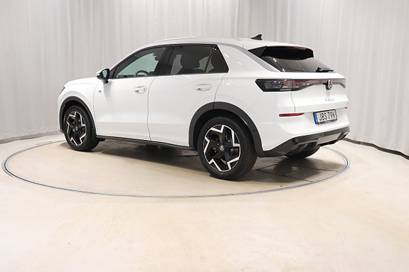 Volkswagen T-Roc 6 of 10