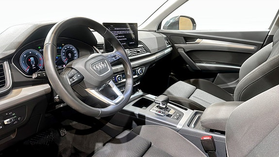 Audi Q5 7 of 22