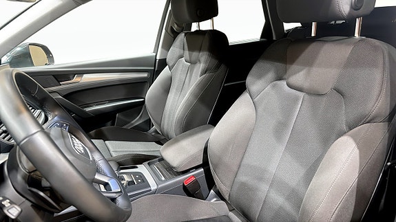 Audi Q5 8 of 22