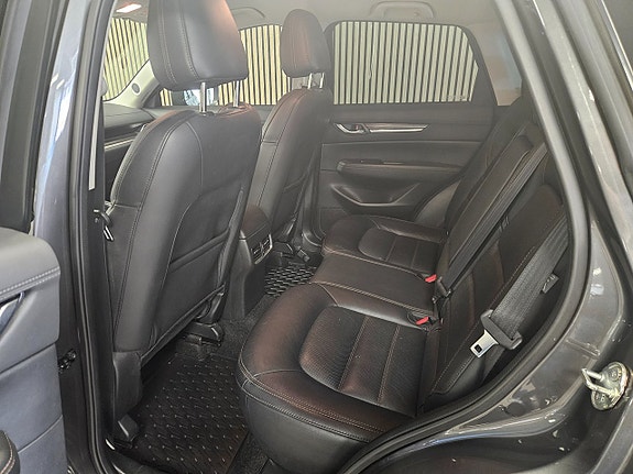 Mazda CX-5 8 of 11