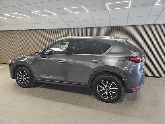 Mazda CX-5 3 of 5