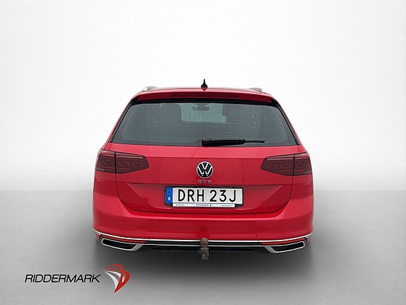 Volkswagen Passat 7 of 30
