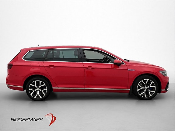 Volkswagen Passat 9 of 30