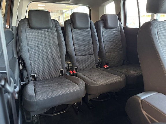 Volkswagen Touran 14 of 20