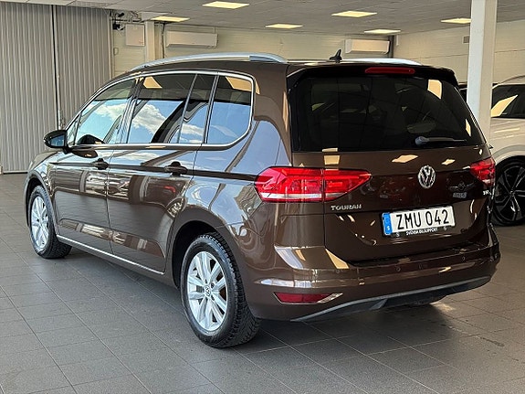 Volkswagen Touran 6 of 20