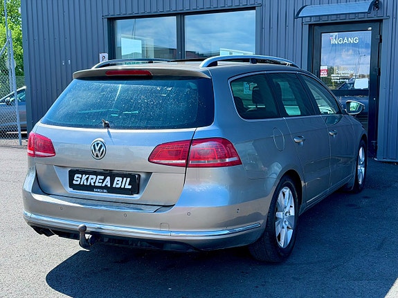 Volkswagen Passat 8 of 18