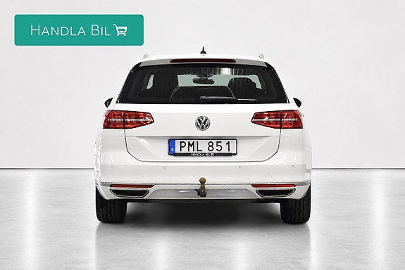 Volkswagen Passat 6 of 26