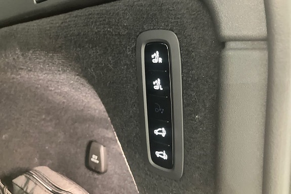 Volvo EX90 19 of 23