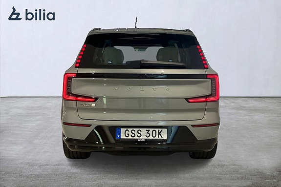 Volvo EX90 6 of 23