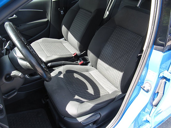 Volkswagen Polo 10 of 13