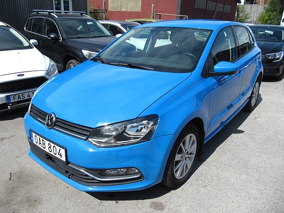 Volkswagen Polo 2 of 5