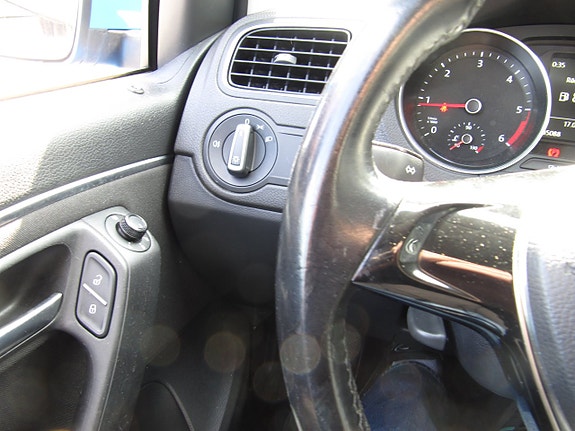 Volkswagen Polo 13 of 13