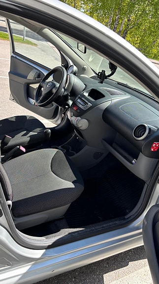 Toyota Aygo 12 of 13