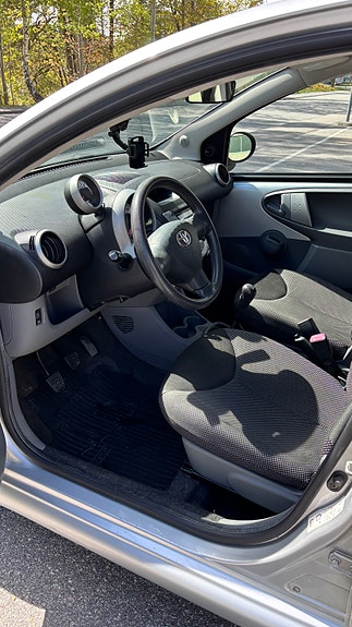 Toyota Aygo 10 of 13