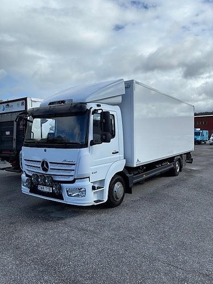 Mercedes-Benz Atego 1021