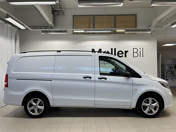 Mercedes-Benz Vito 119 3 of 5