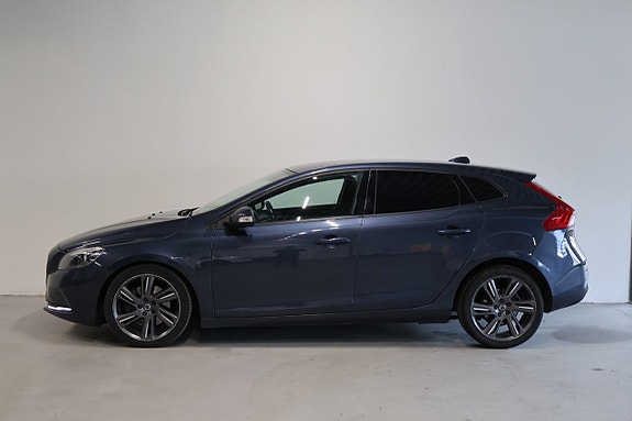 Volvo V40 5 of 5