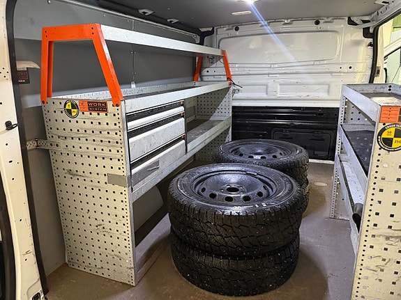 Opel Vivaro 12 of 14