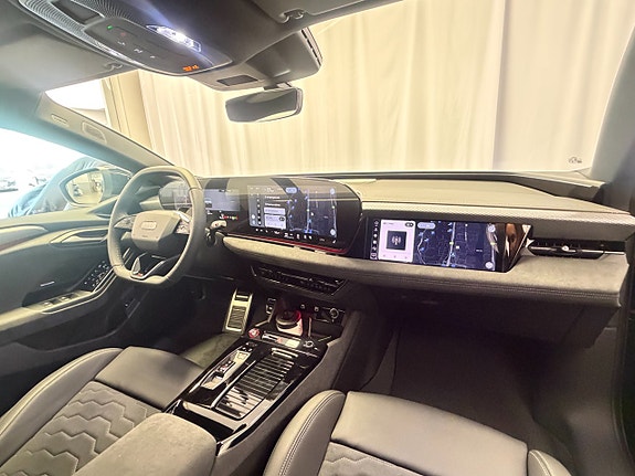 Audi A6 e-tron 10 of 11