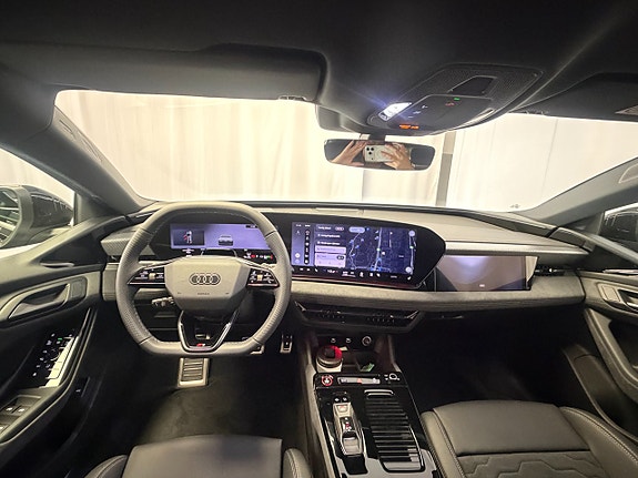 Audi A6 e-tron 9 of 11