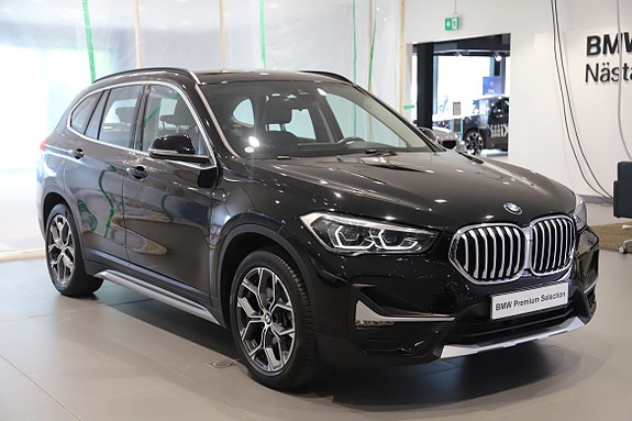 BMW X1 4 of 5