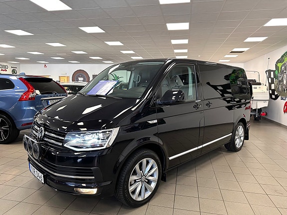 Volkswagen Multivan 17 of 30