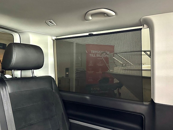 Volkswagen Multivan 28 of 30