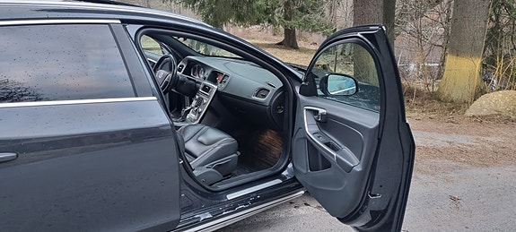Volvo V60 7 of 9