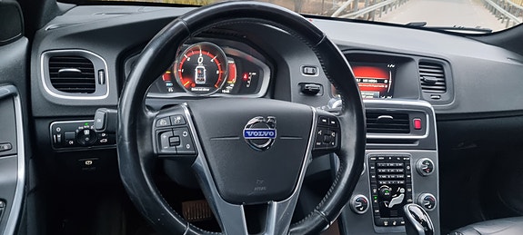 Volvo V60 6 of 9