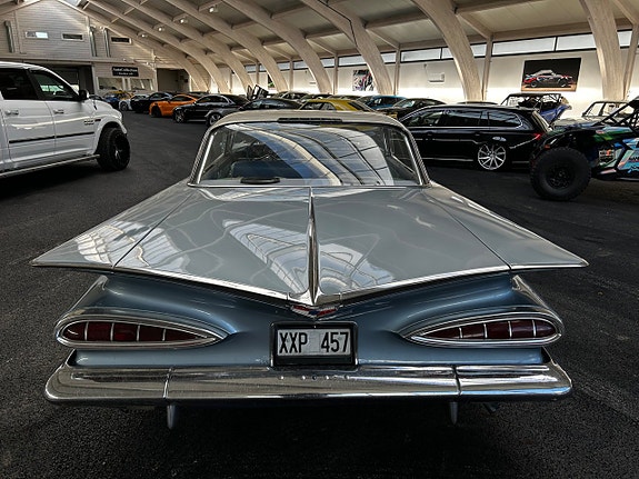 Chevrolet Impala 12 of 22