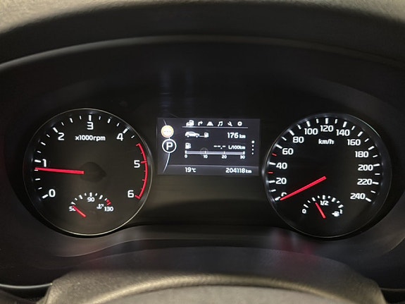 Kia Sportage 10 of 16